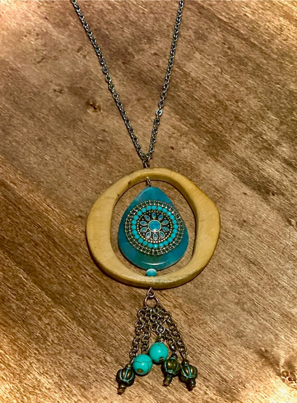 SOLD OUT - Dragosteamea - My Love blue teardrop pendant